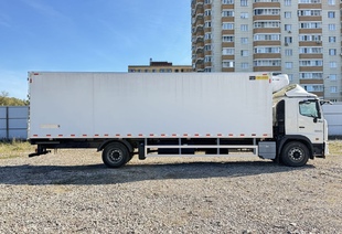 HINO 700 (18т) 4×2 РЕФРИЖЕРАТОР ХОУ THERMO KING T-1080